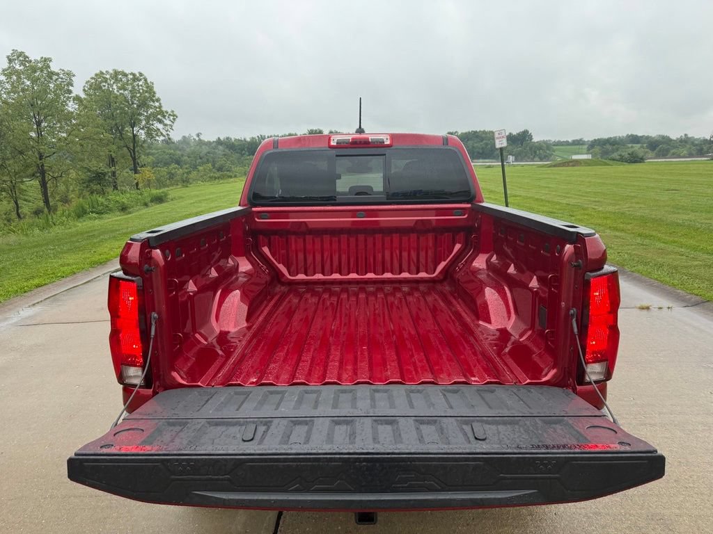 Used 2026 Chevrolet Colorado Trail Boss AWD/4WD image 6