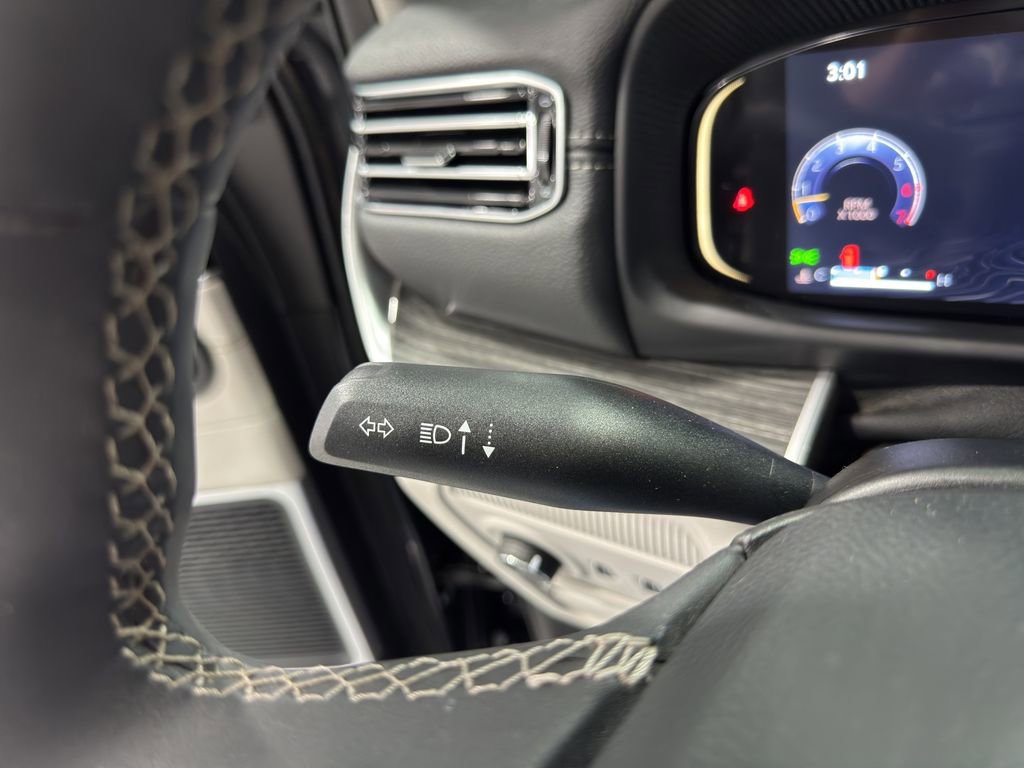 Used 2022 Jeep Wagoneer Series II image 29