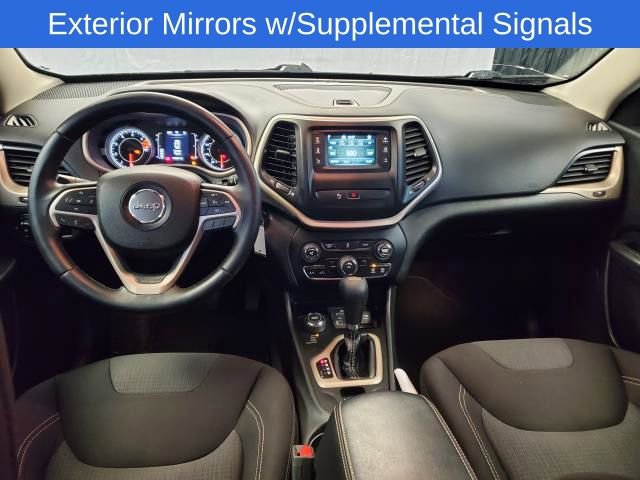 Used 2016 Jeep Cherokee Latitude w/ Safety/Convenience Group image 9