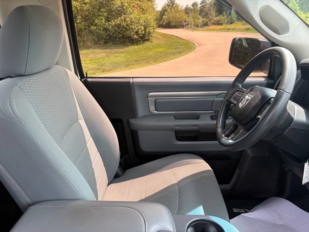 Used 2019 RAM 1500 Tradesman w/ Popular Equipment Group RWD image 32