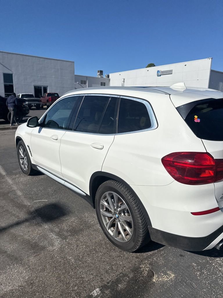 Used 2019 BMW X3 sDrive30i w/ Driving Assistance Package image 16