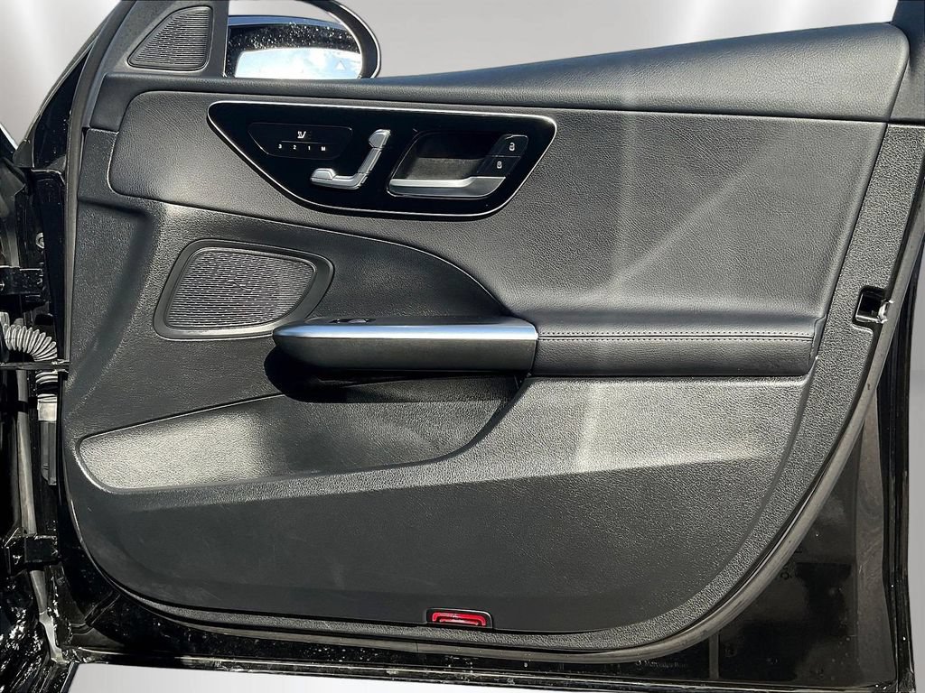 Certified 2025 Mercedes-Benz C 300 4MATIC Sedan image 29