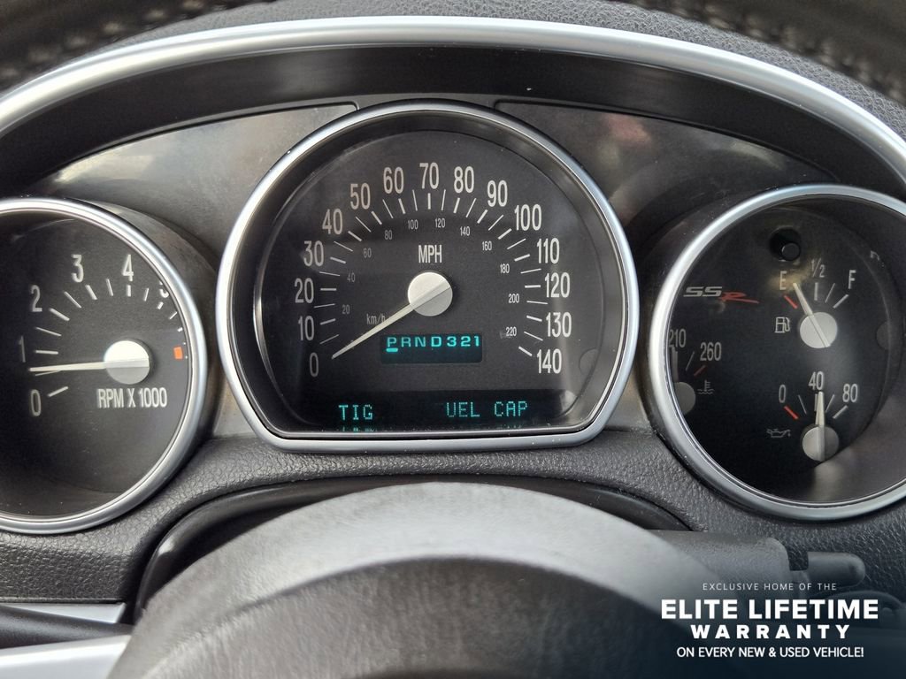 Used 2005 Chevrolet SSR w/ Preferred Equipment Group RWD image 14