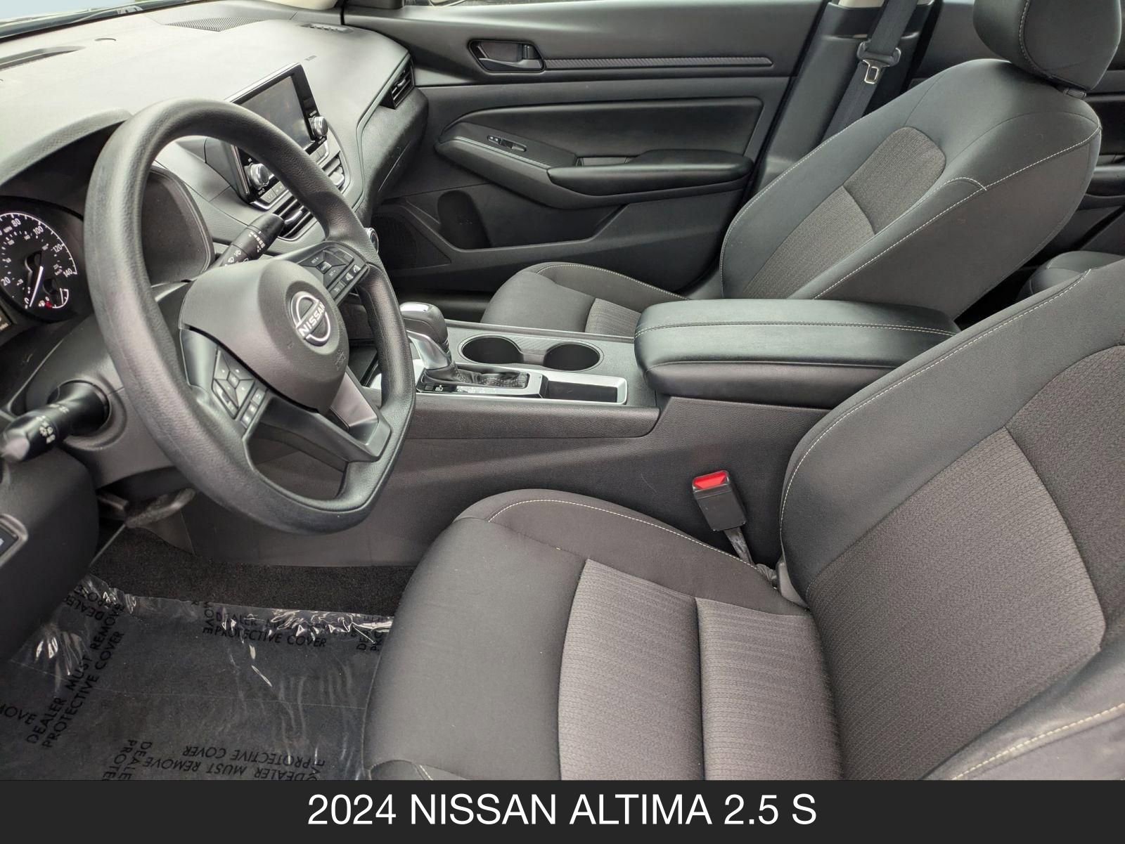 Used 2024 Nissan Altima 2.5 S image 14