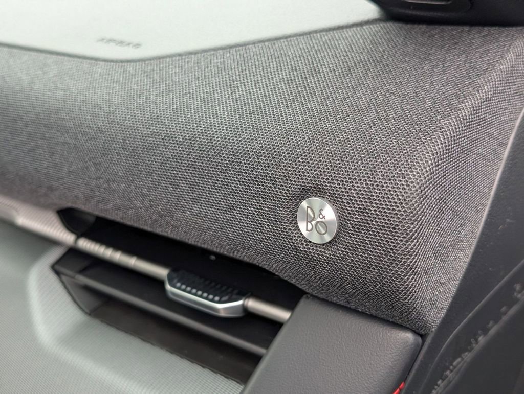 New 2026 Ford Explorer ST-Line w/ ST-Line Street Pack image 23