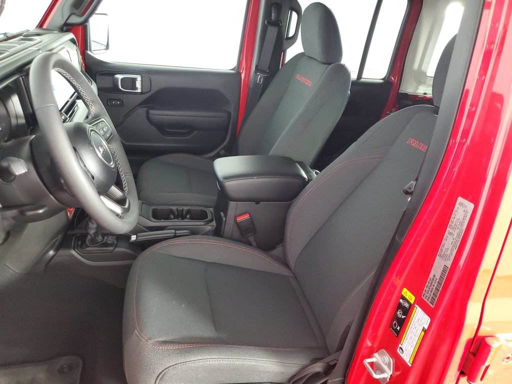 Used 2025 Jeep Wrangler Unlimited Rubicon AWD/4WD image 13