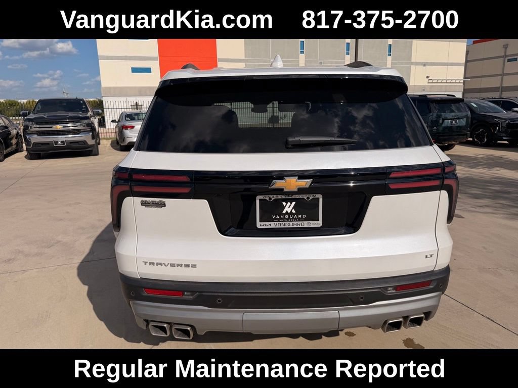 Used 2024 Chevrolet Traverse LT w/ Enhanced Driving Package FWD image 3