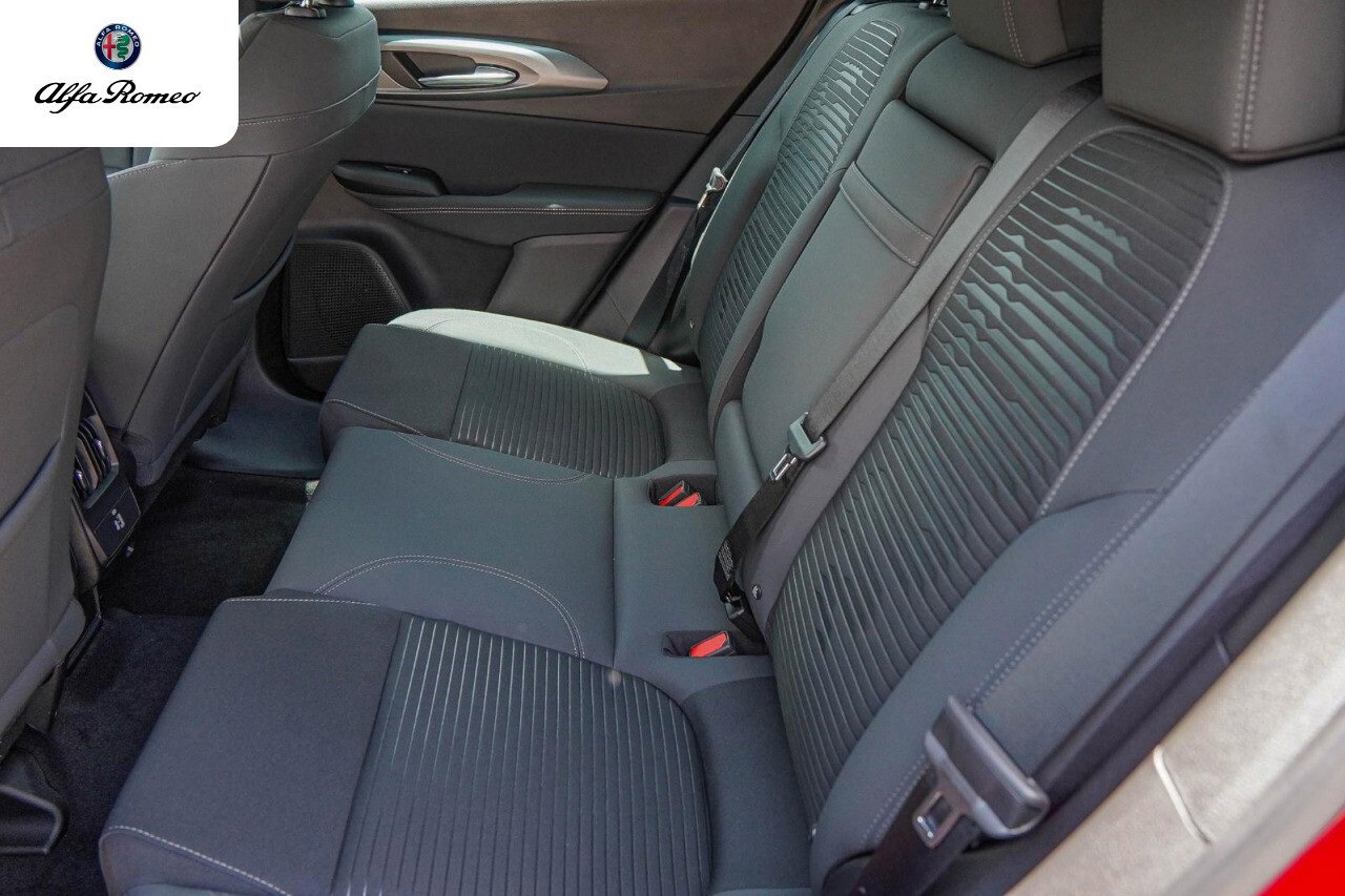 New 2025 Alfa Romeo Tonale image 23