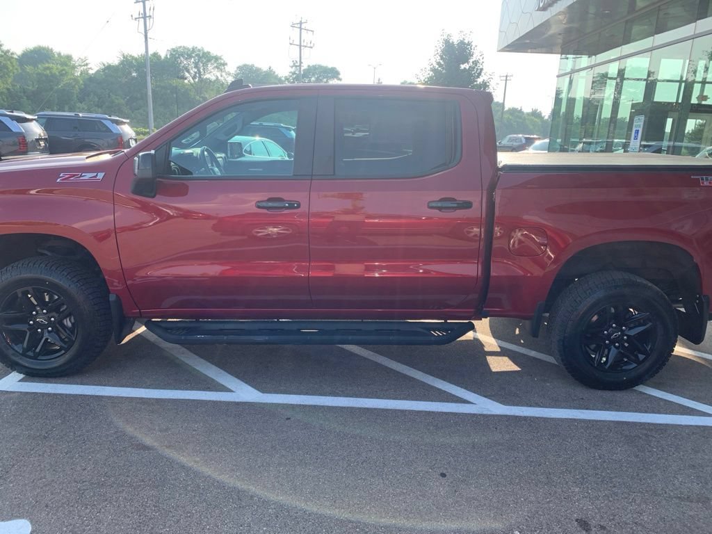 Used 2020 Chevrolet Silverado 1500 LT Trail Boss AWD/4WD image 2