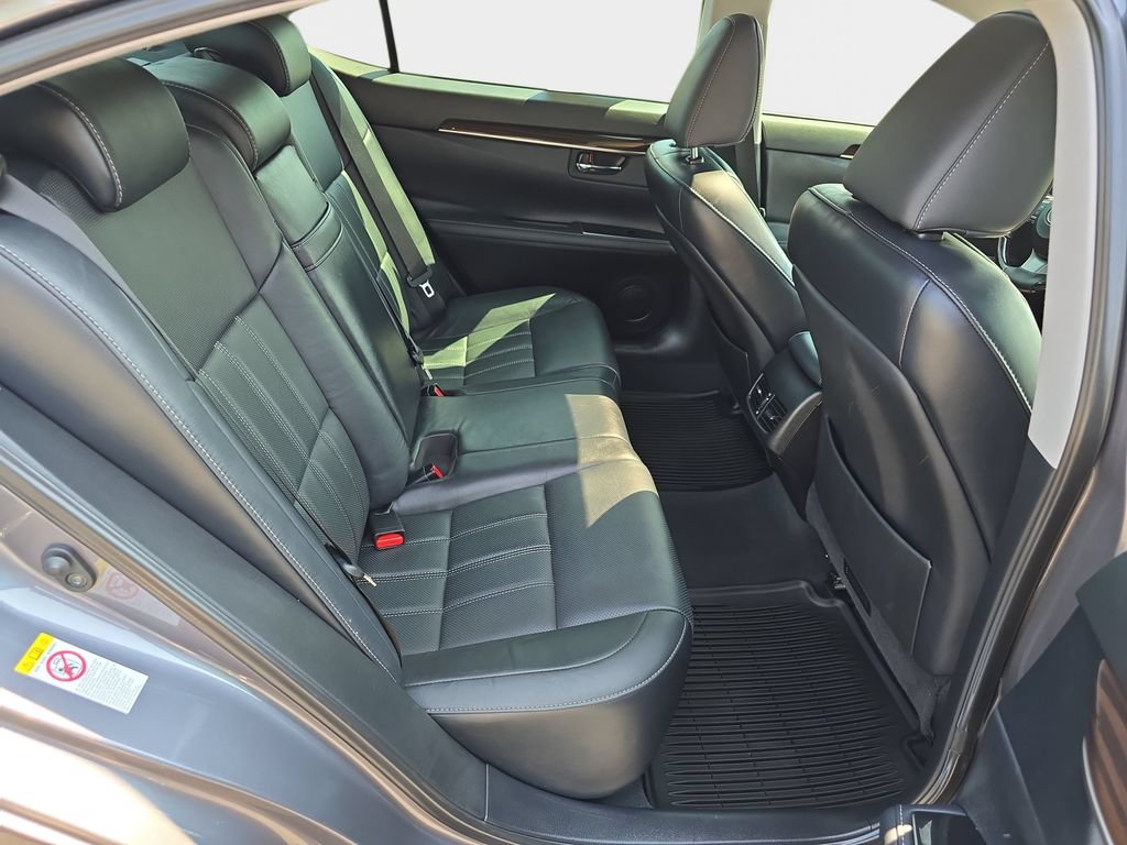 Used 2018 Lexus ES 350 w/ Luxury Package w/Wood Trim FWD image 12