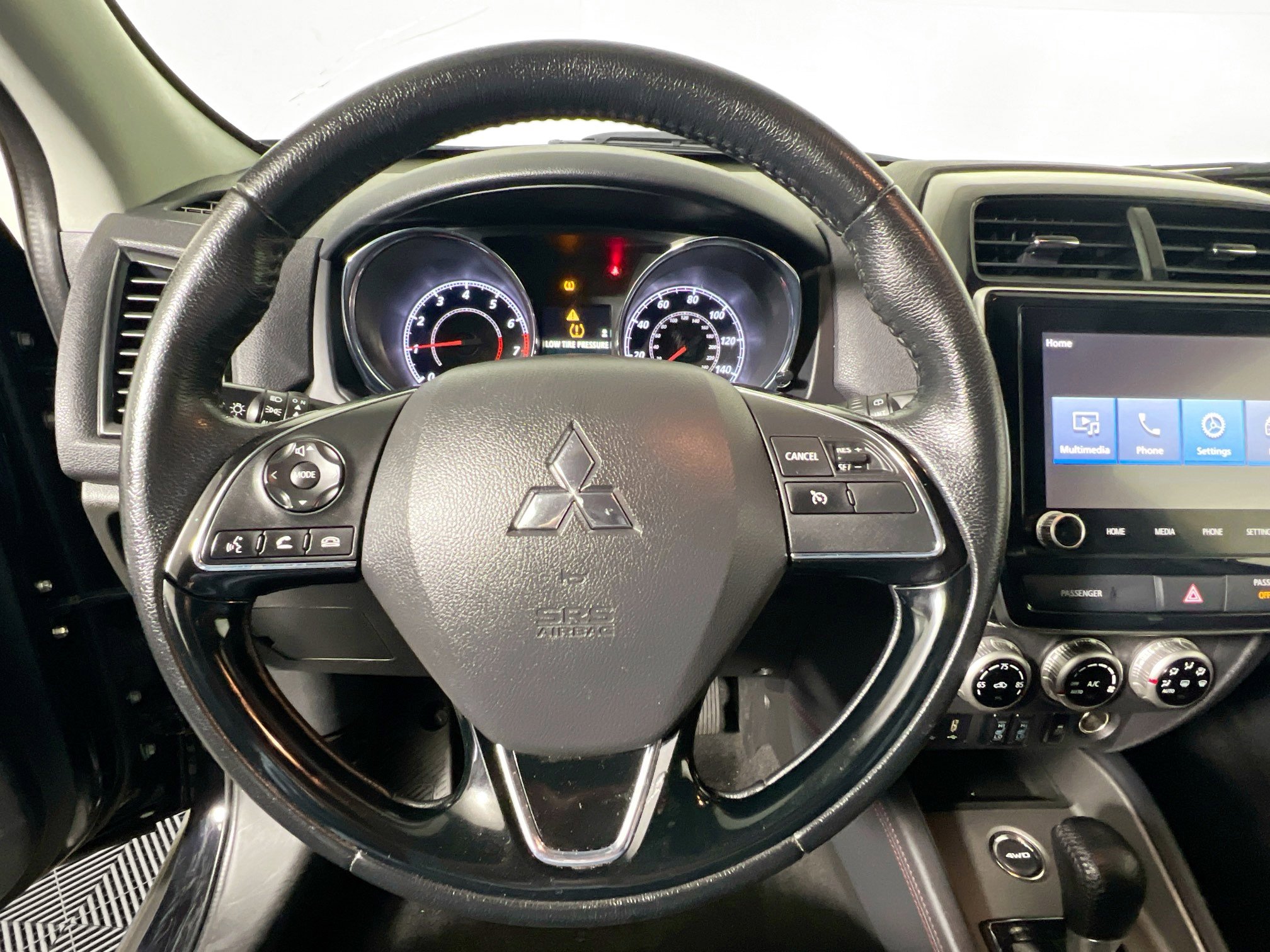 Used 2024 Mitsubishi Outlander Sport ES AWD/4WD image 17