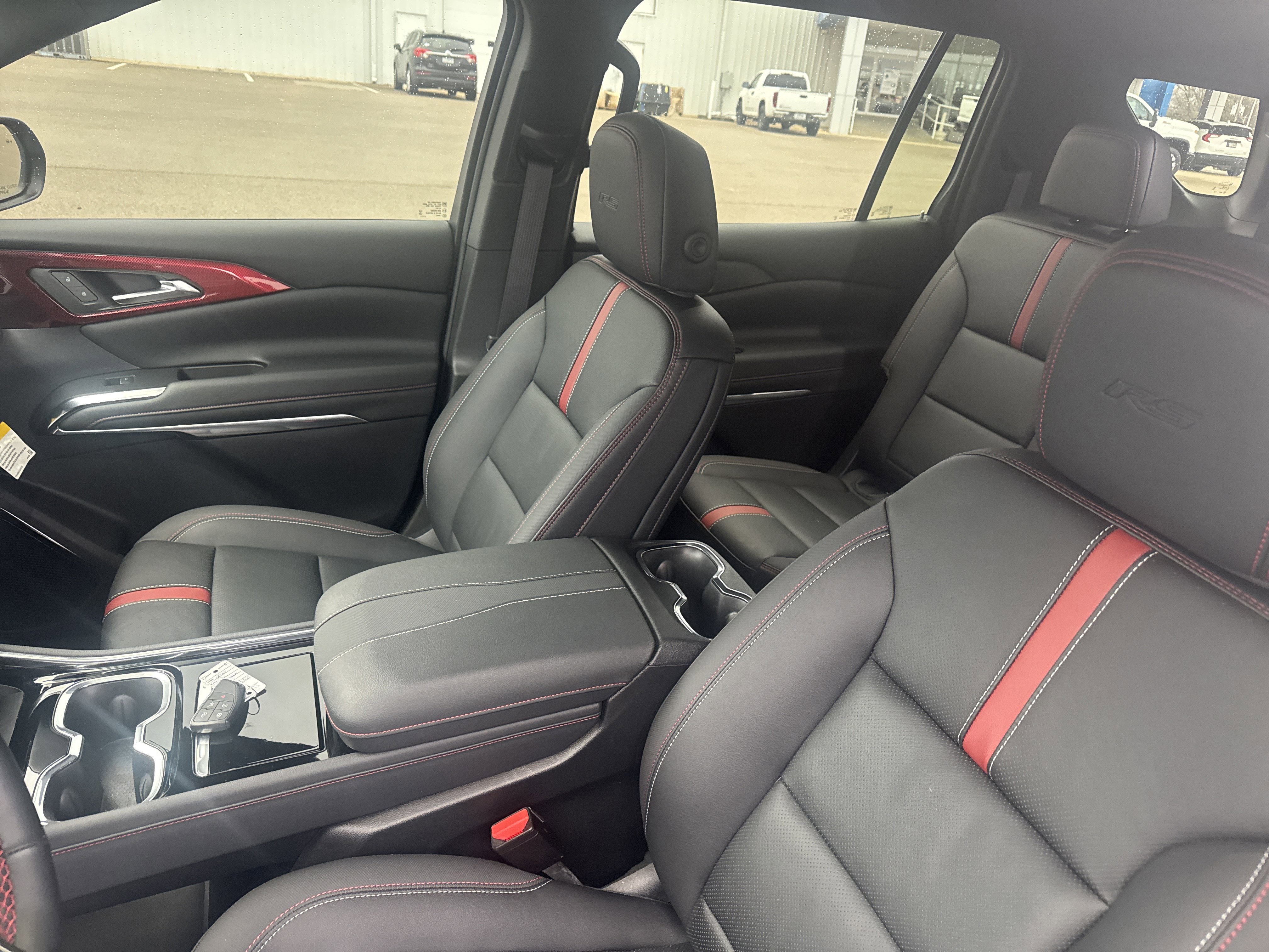 Used 2024 Chevrolet Traverse RS w/ LPO, Floor Liner Package image 11