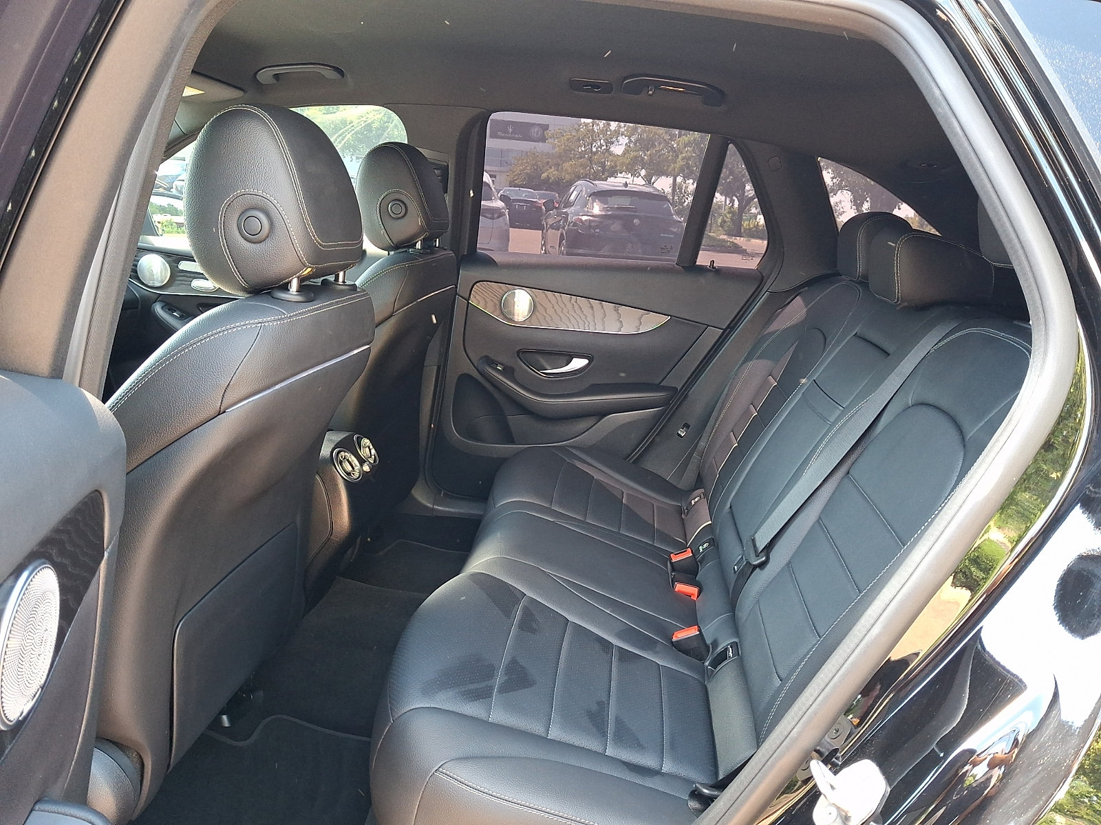 Used 2018 Mercedes-Benz GLC 300 4MATIC image 11