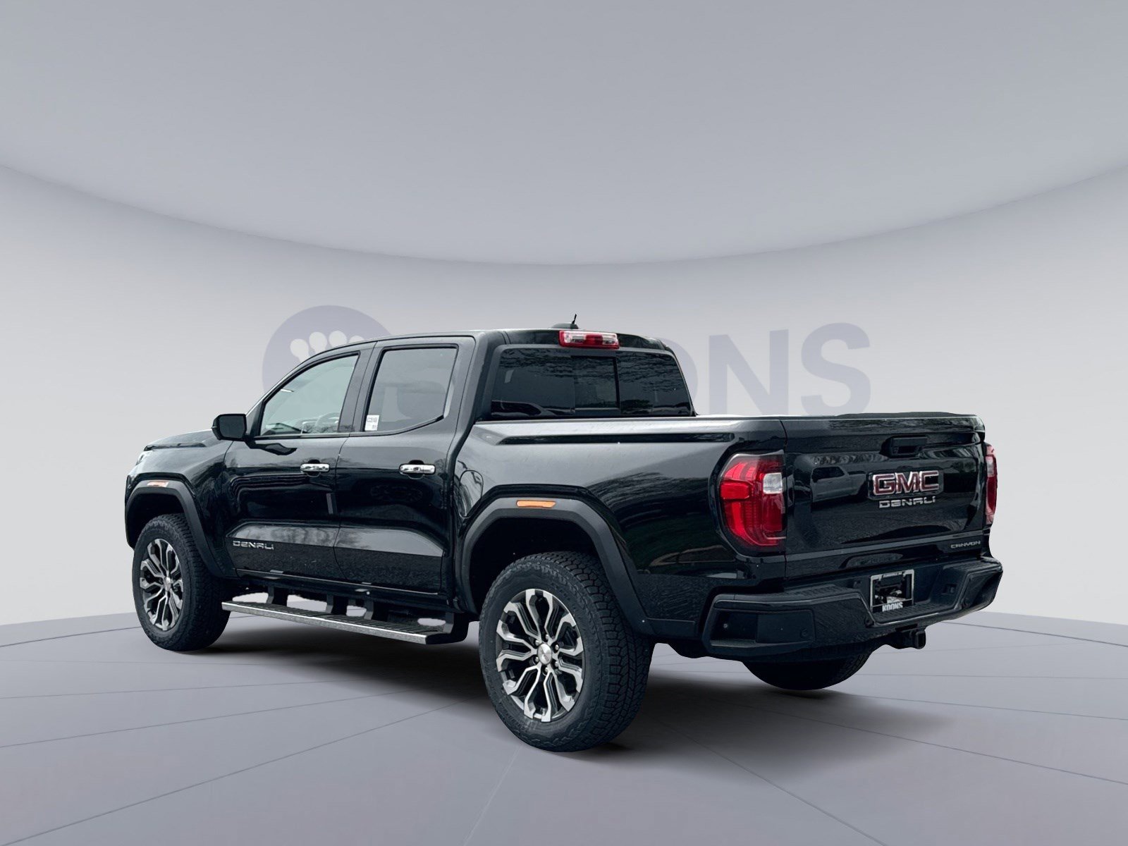 New 2026 GMC Canyon Denali image 4