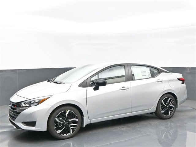 New 2025 Nissan Versa SR w/ Trunk Package image 2