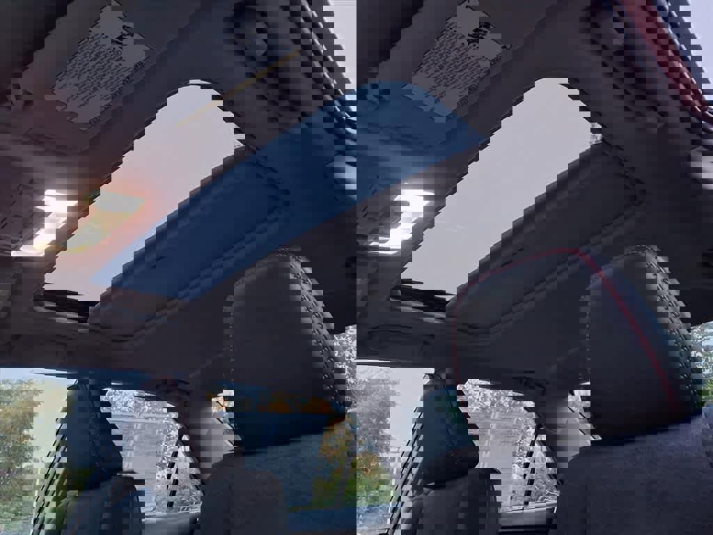 Used 2017 Toyota Camry LE image 15