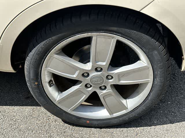 Used 2011 Kia Soul ! FWD image 5
