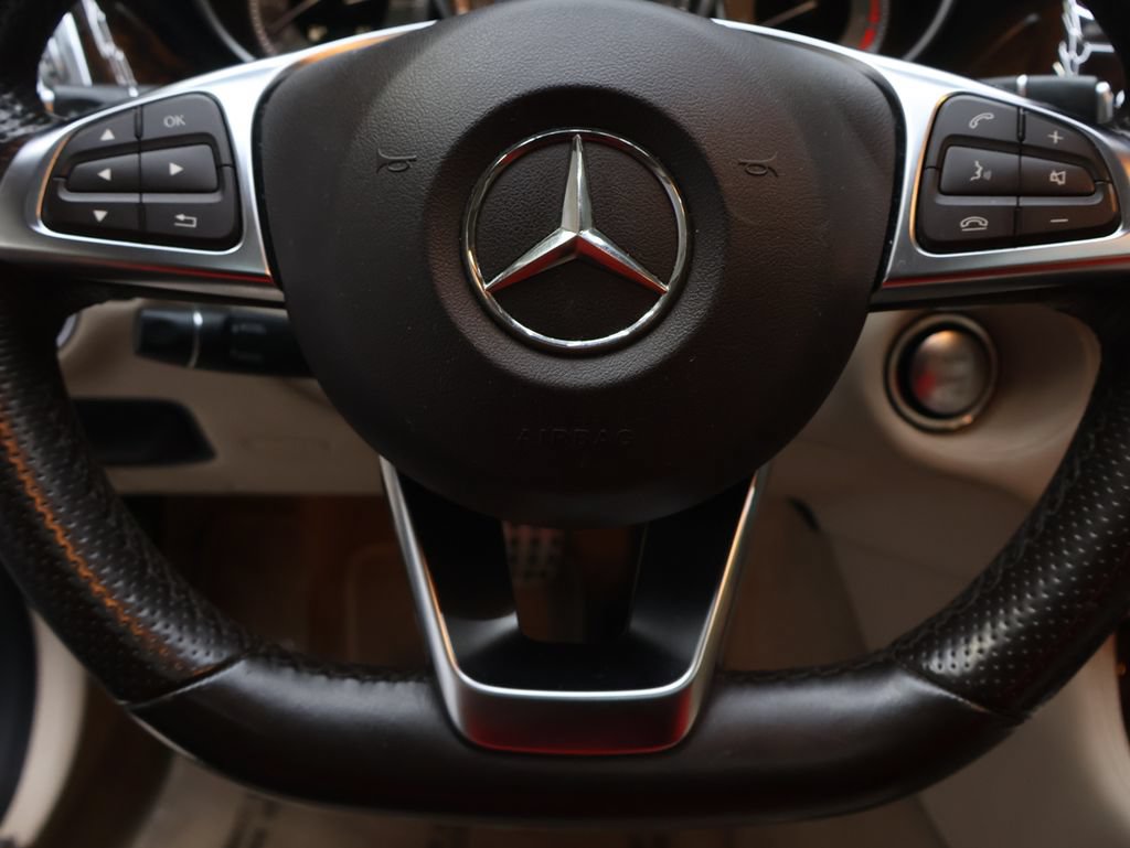 Used 2015 Mercedes-Benz CLS 550 4MATIC w/ Premium Package image 18