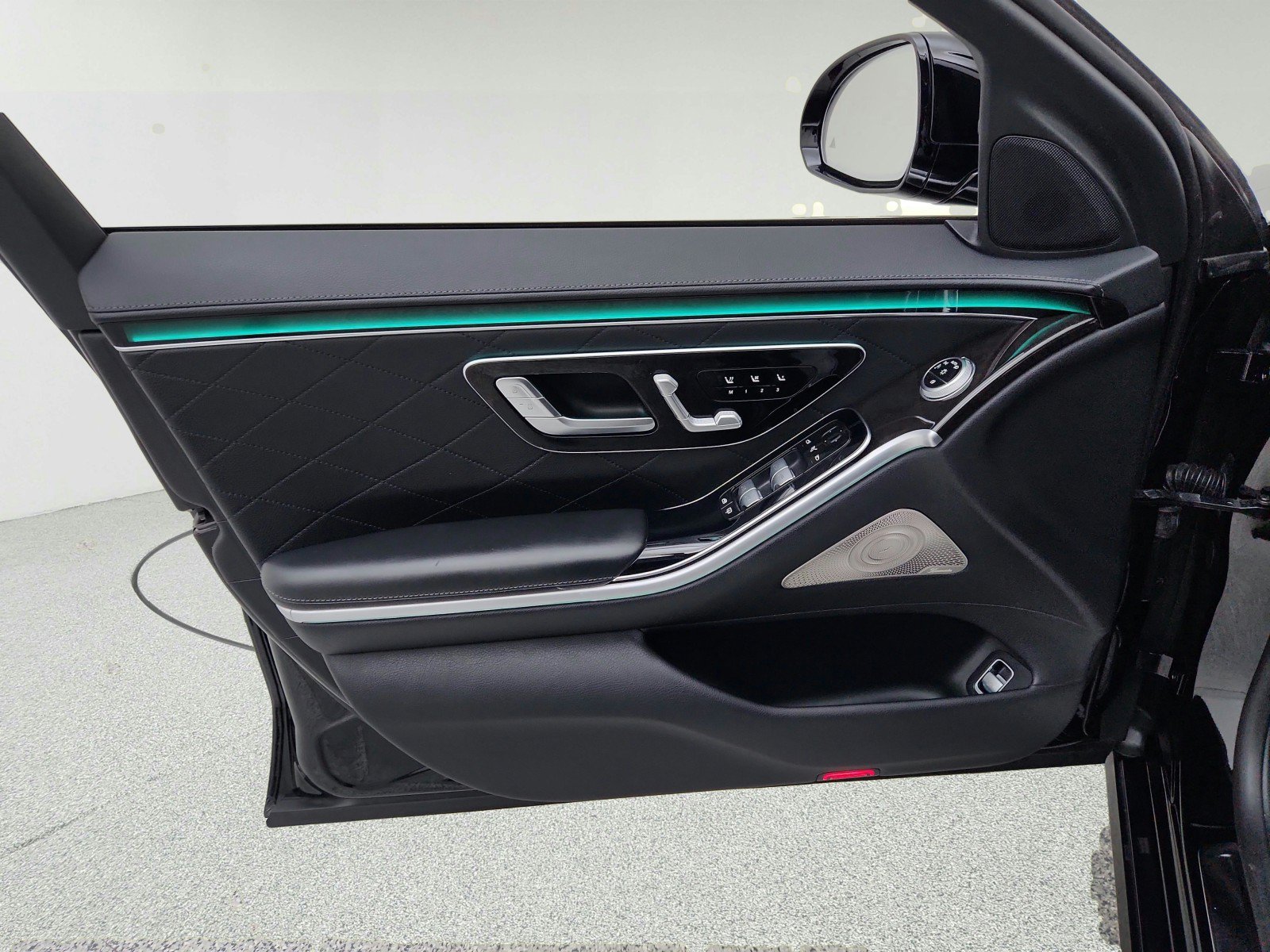 Used 2021 Mercedes-Benz S 580 4MATIC Sedan image 26