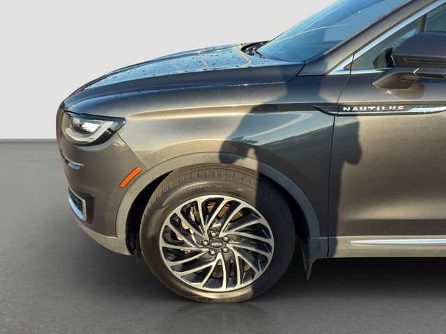 Used 2019 Lincoln Nautilus Reserve AWD/4WD image 23