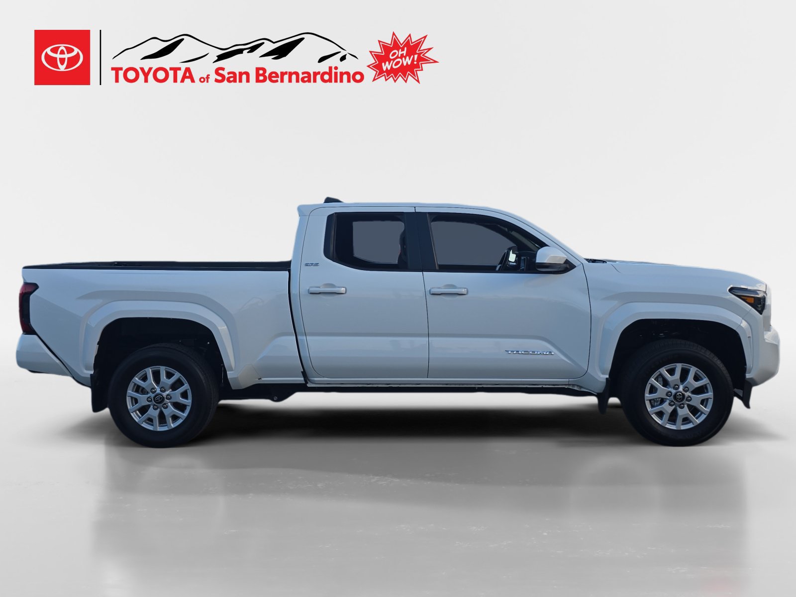 Certified 2025 Toyota Tacoma SR5 AWD/4WD image 6