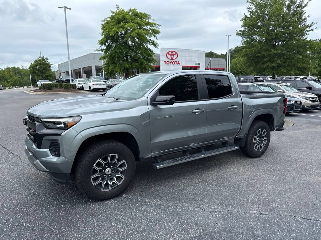 Used 2024 Chevrolet Colorado Z71 w/ Z71 Convenience Package 2 AWD/4WD image 2
