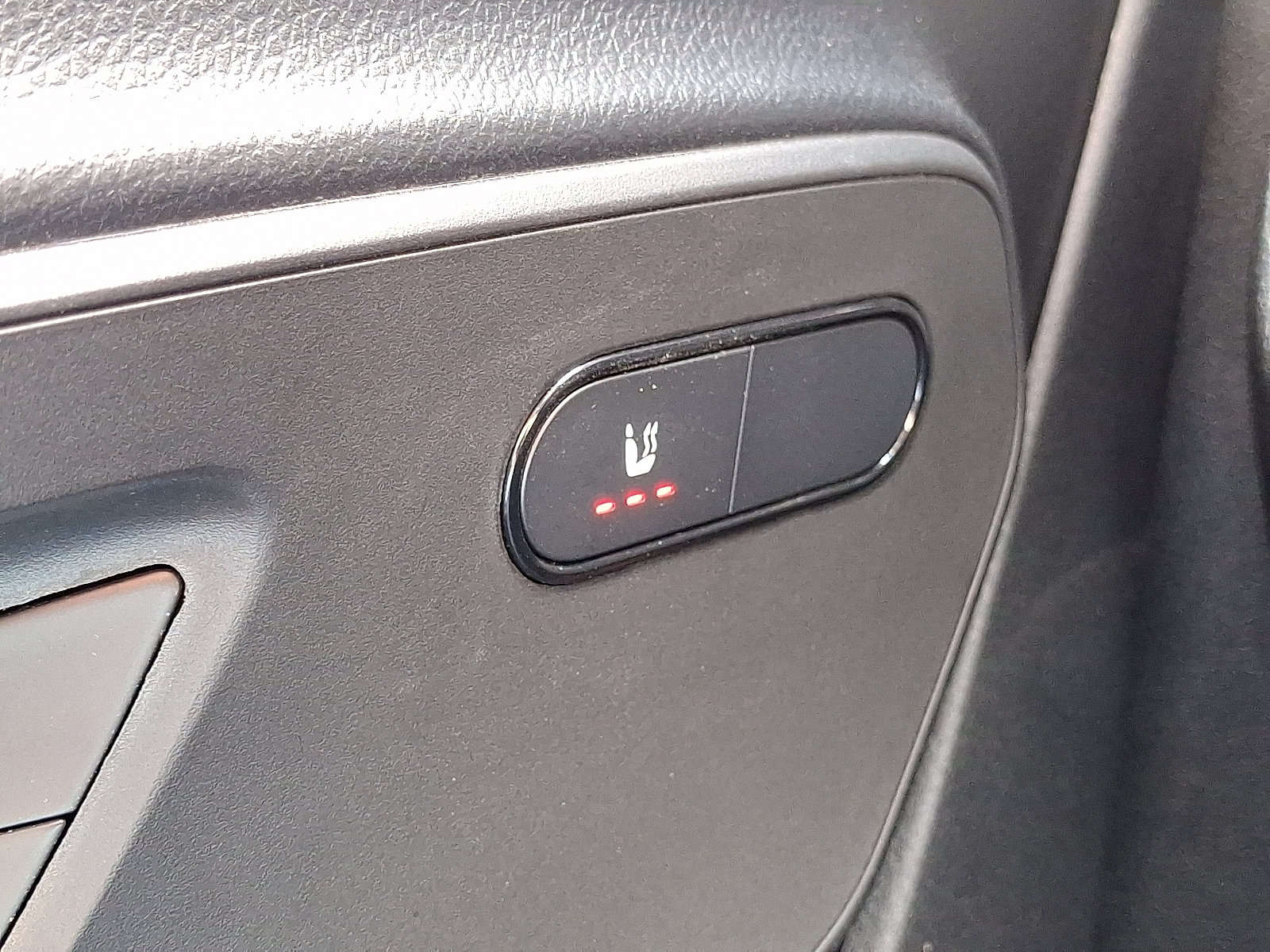 Used 2024 Mercedes-Benz Sprinter 2500 image 35