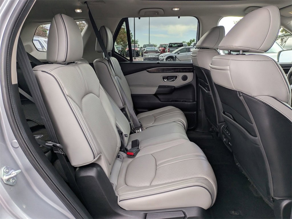 Used 2023 Honda Pilot Elite image 26
