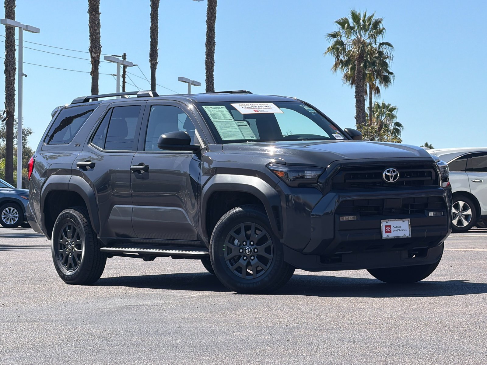 Used 2025 Toyota 4Runner SR5 AWD/4WD image 7