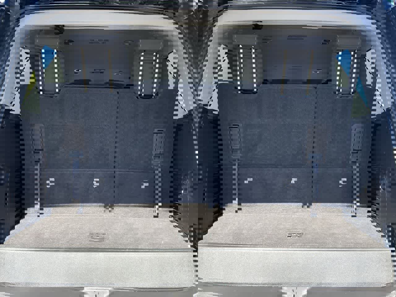 Used 2016 GMC Yukon SLE w/ Convenience Package image 17