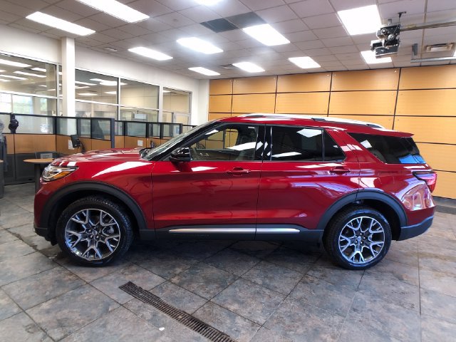 New 2027 Ford Explorer Platinum w/ 3.0L Ultimate Package AWD/4WD image 4