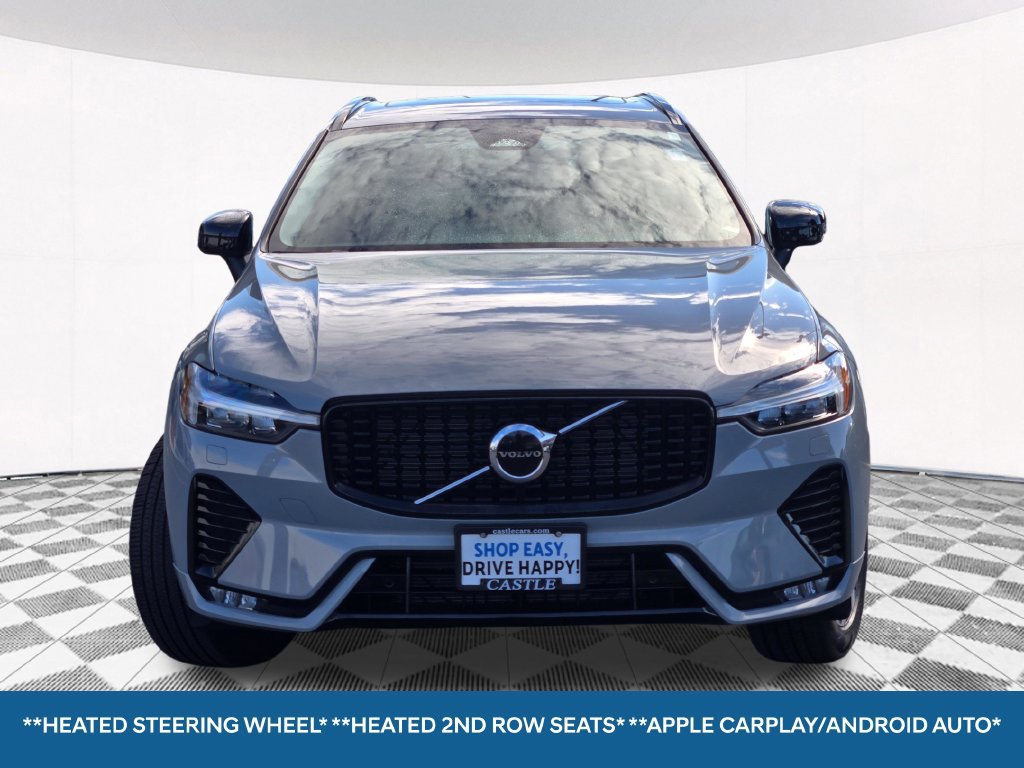 Used 2025 Volvo XC60 B5 Core w/ Climate Package AWD/4WD image 4