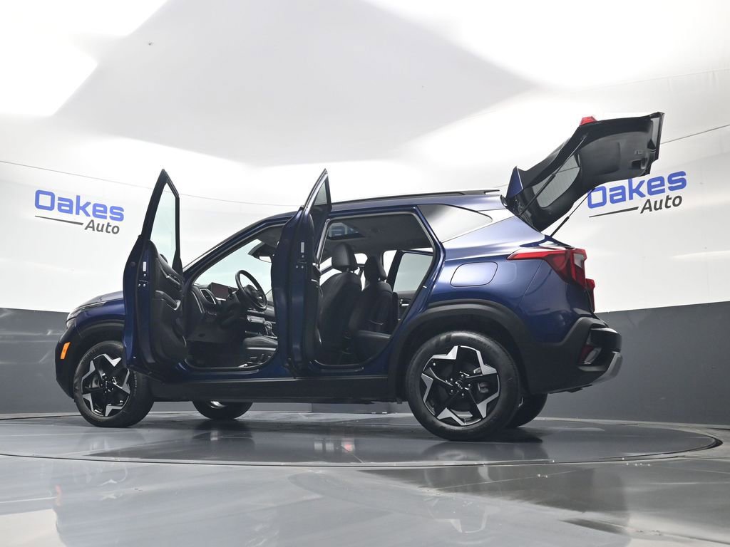 Certified 2024 Kia Seltos EX image 23