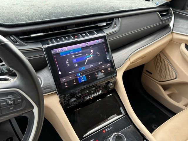 Used 2021 Jeep Grand Cherokee L Limited image 36