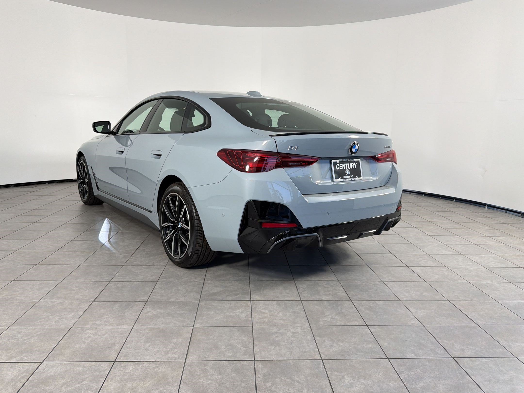 New 2026 BMW i4 eDrive40 w/ M Sport Package RWD image 3