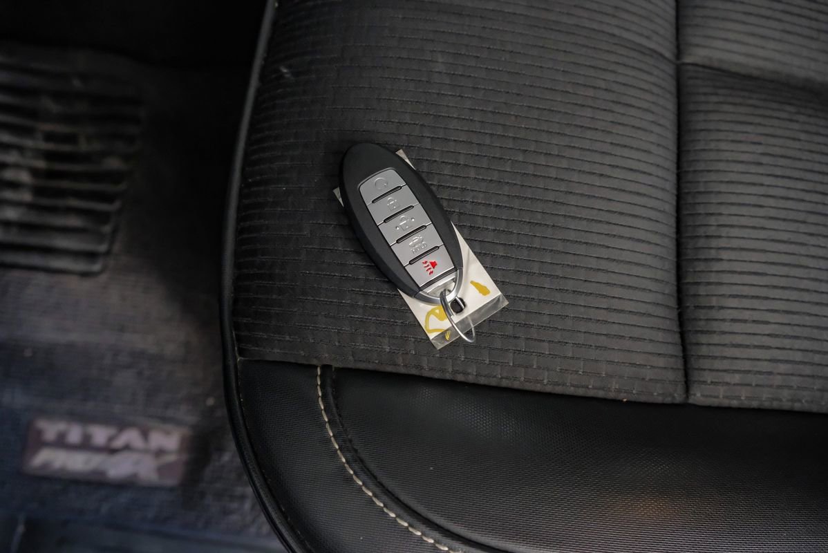 Used 2019 Nissan Titan PRO-4X image 68