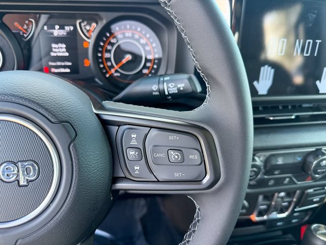 New 2026 Jeep Gladiator Sport AWD/4WD image 19