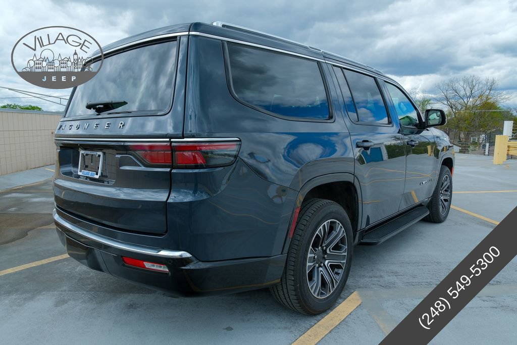 Used 2024 Jeep Wagoneer 4WD w/ Premium Group I image 3