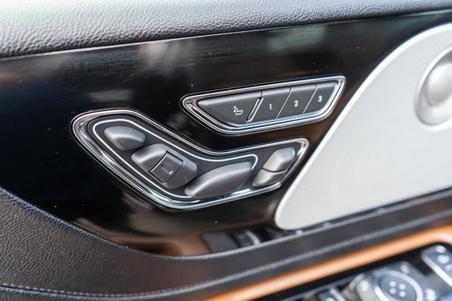 Used 2024 Lincoln Aviator Reserve w/ Equipment Group 201A image 20