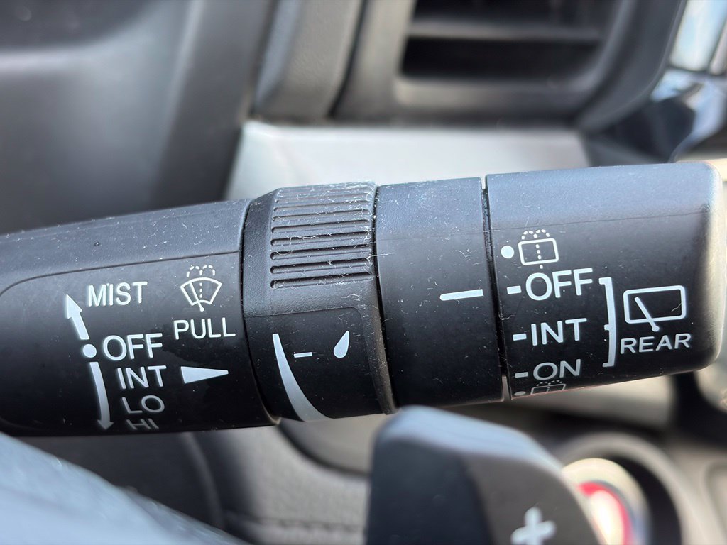 Used 2025 Honda Odyssey EX-L image 31