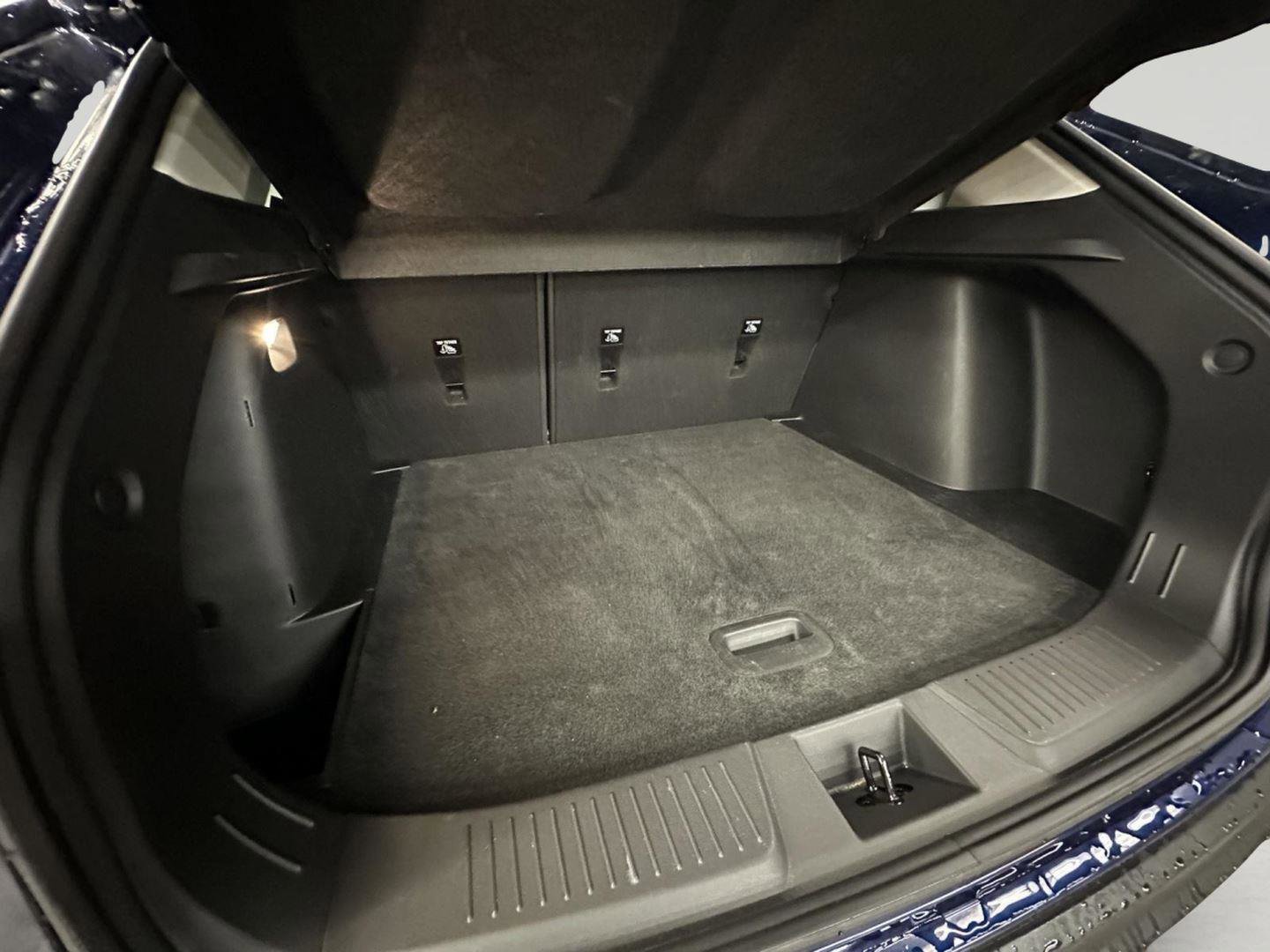 Certified 2024 Chevrolet Trax LT w/ Driver Confidence Package image 12