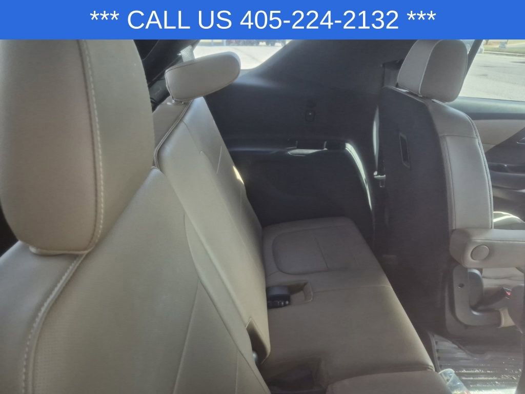 Used 2023 Chevrolet Traverse Premier image 26