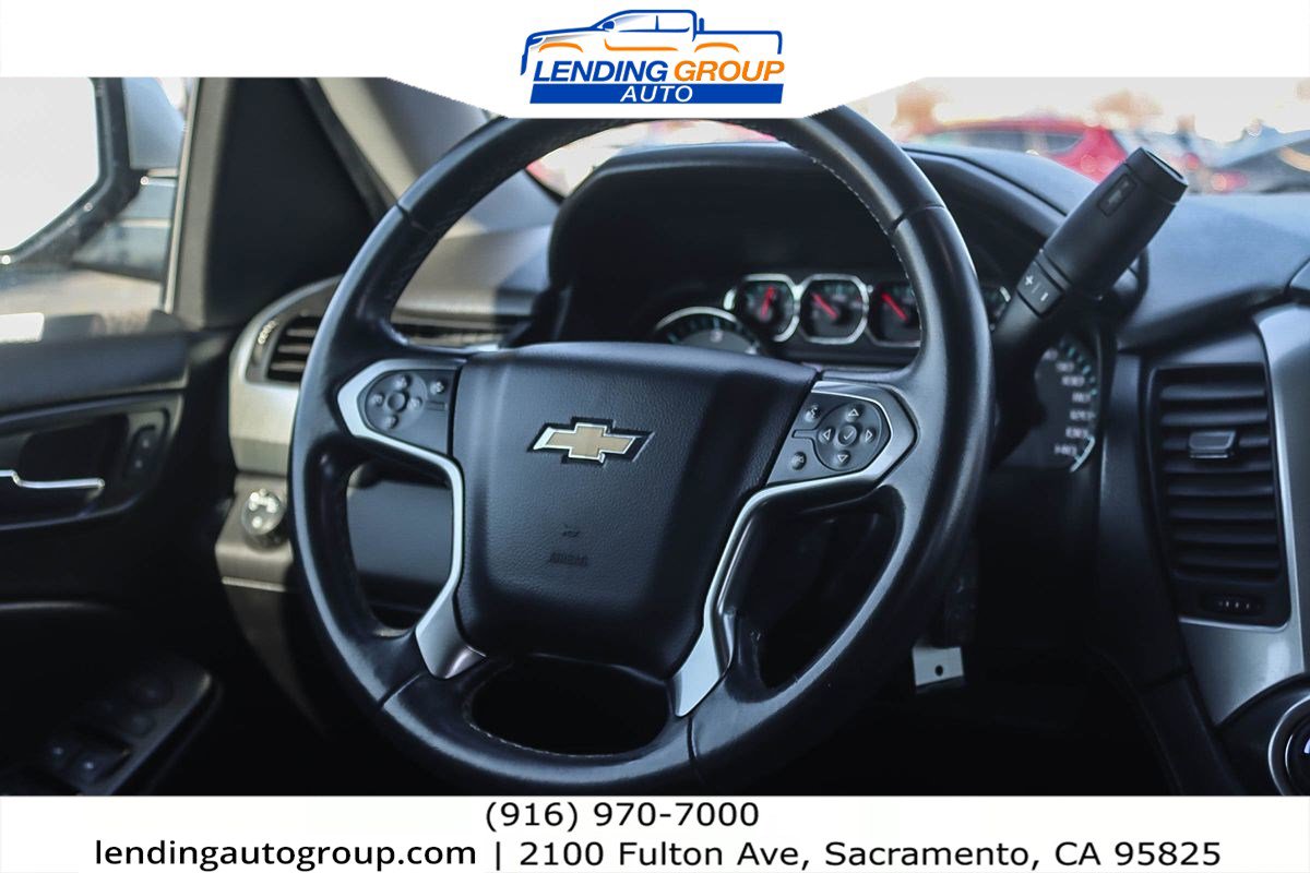 Used 2016 Chevrolet Suburban LT image 14