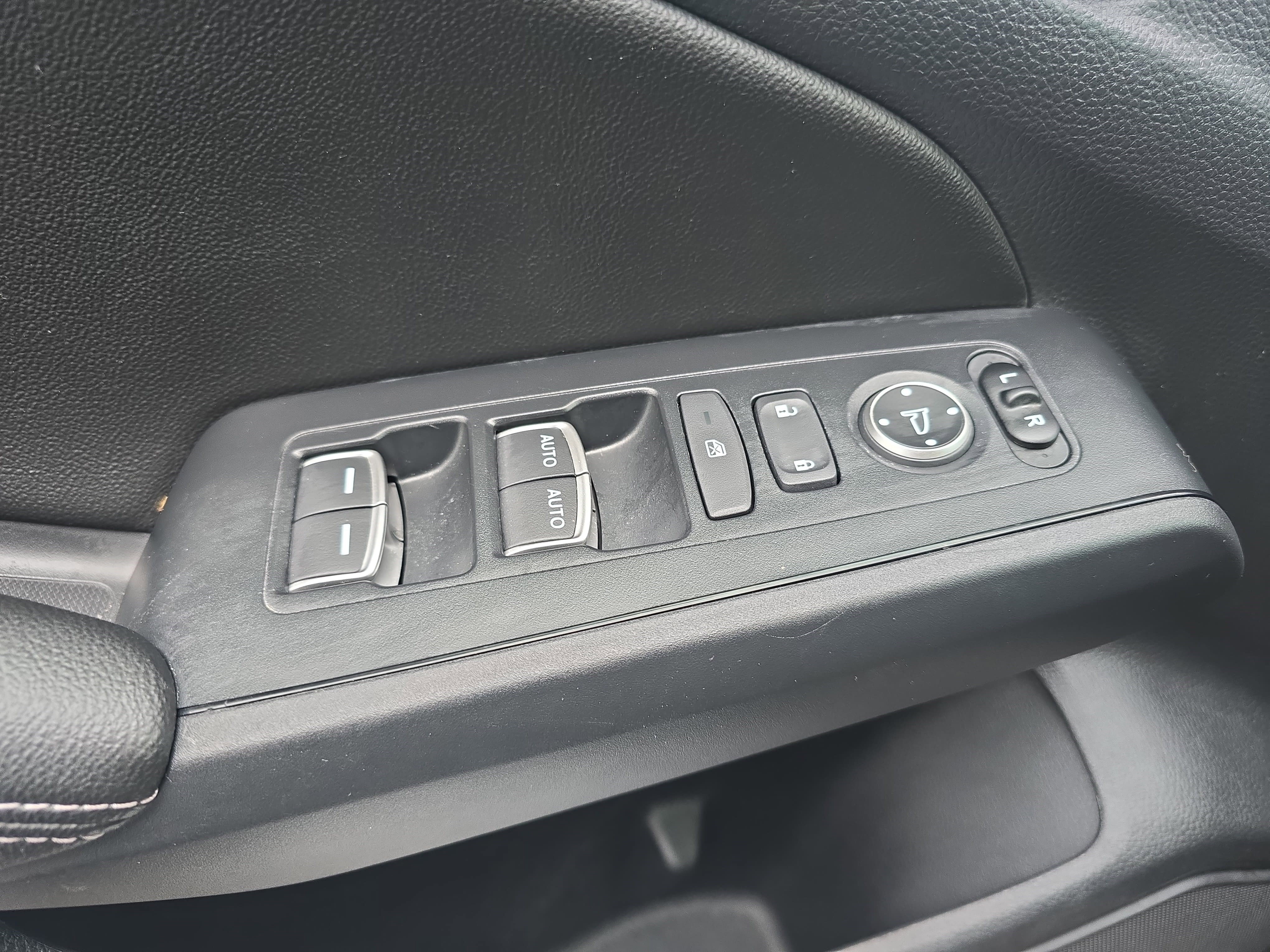 Used 2023 Honda Civic EX-L image 26