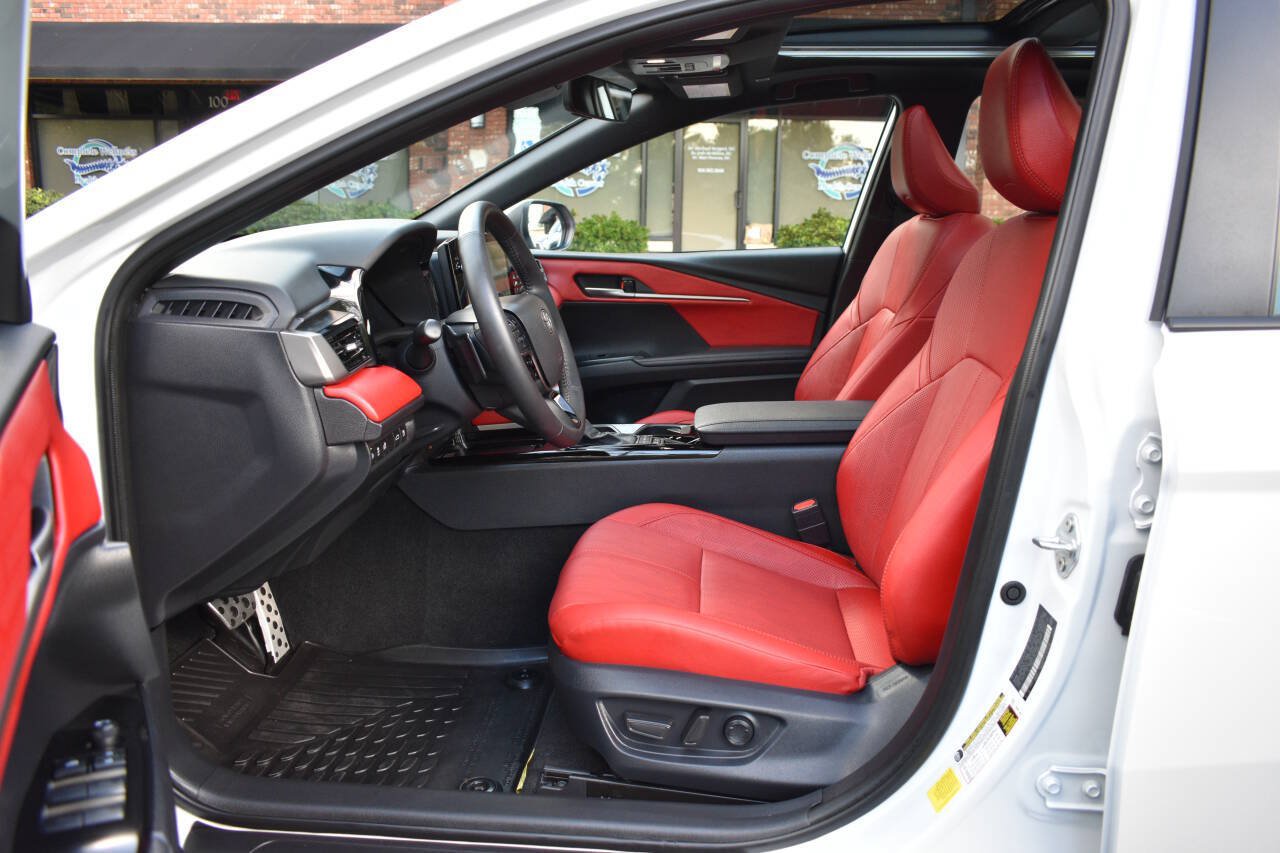 Used 2026 Toyota Camry XSE FWD image 7