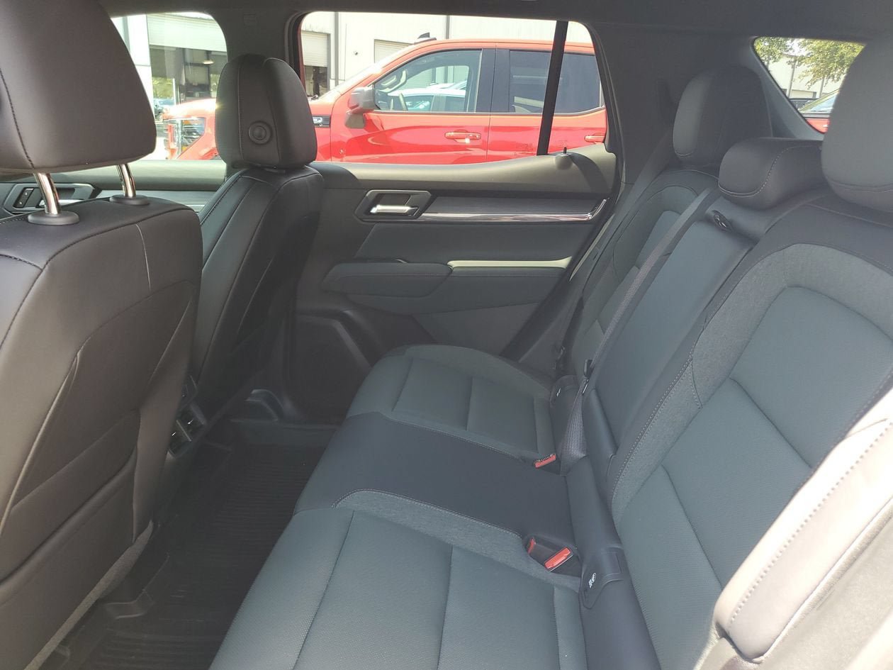 New 2026 GMC Terrain AT4 w/ Convenience Package III AWD/4WD image 11