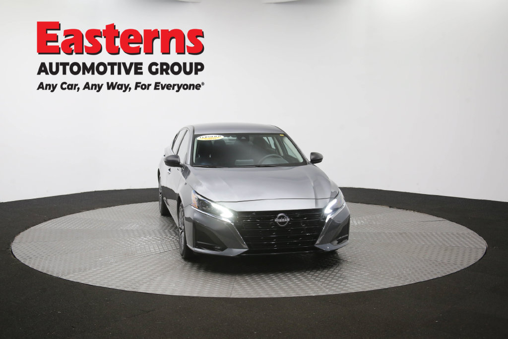 Used 2024 Nissan Altima 2.5 SV FWD image 54