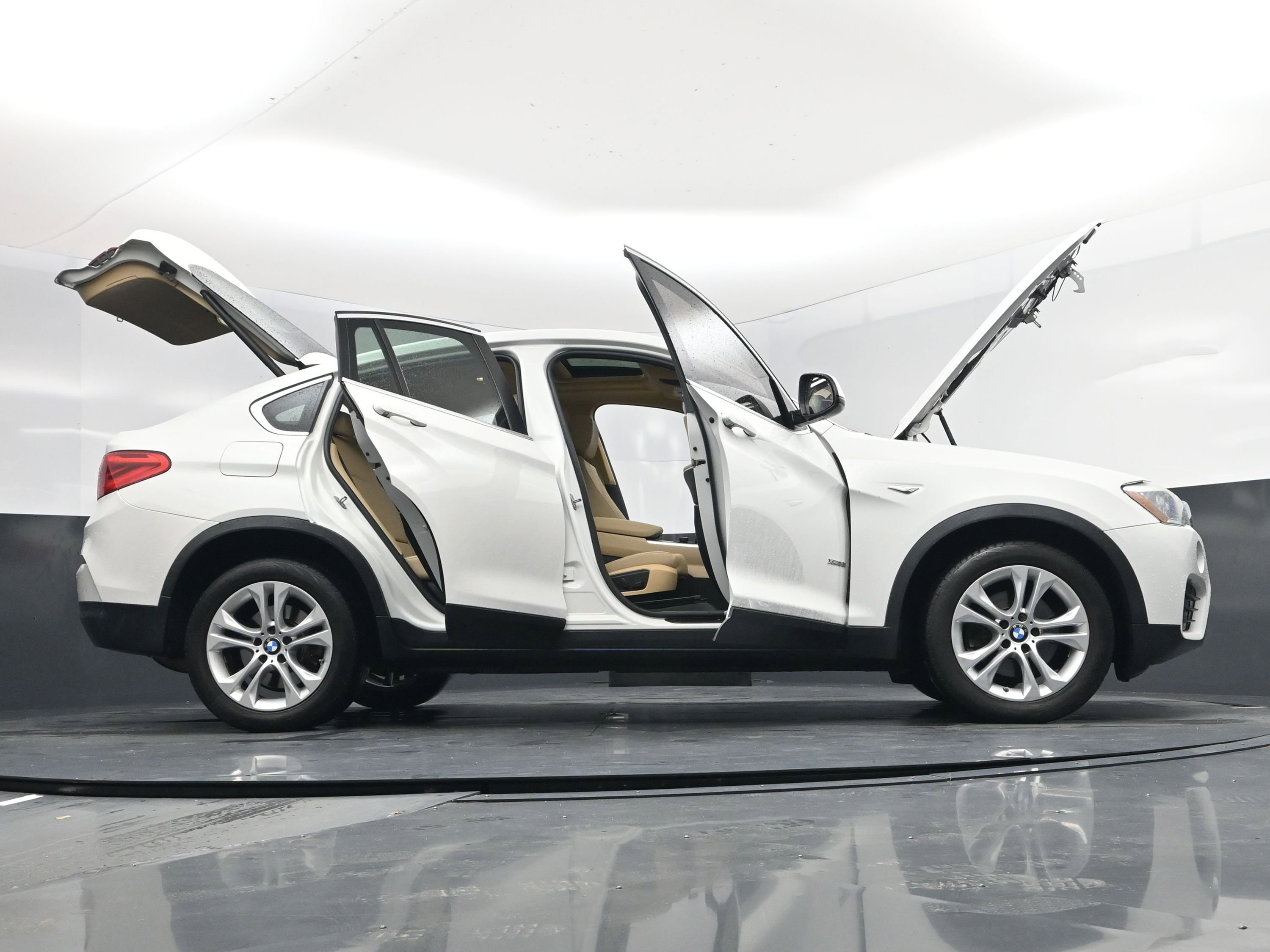 Used 2017 BMW X4 xDrive28i image 21