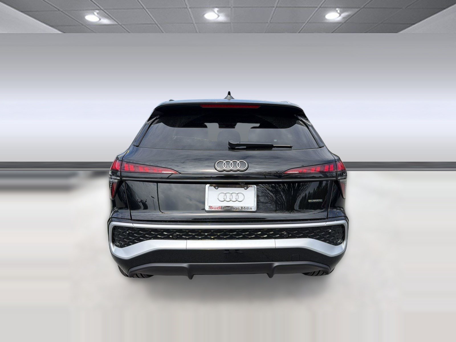 New 2026 Audi Q3 quattro 2.0T w/ Driver Assistance Package AWD/4WD image 9