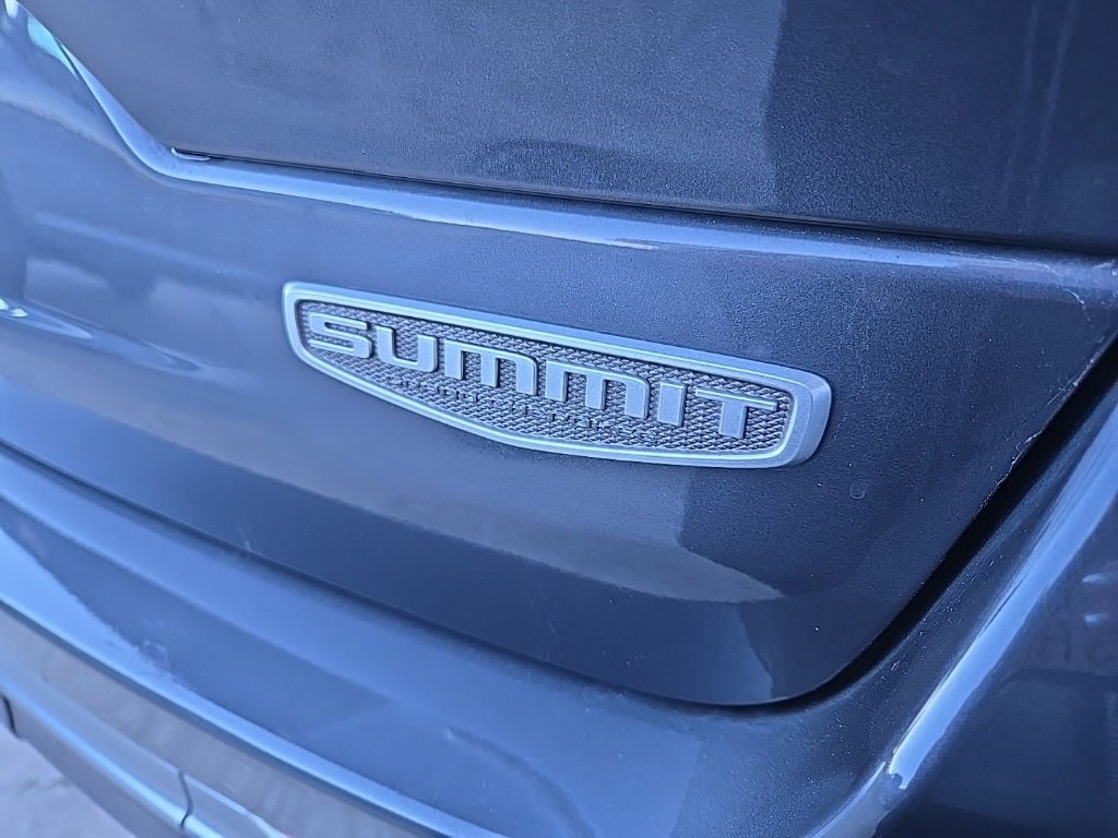 Used 2025 Jeep Grand Cherokee Summit image 18